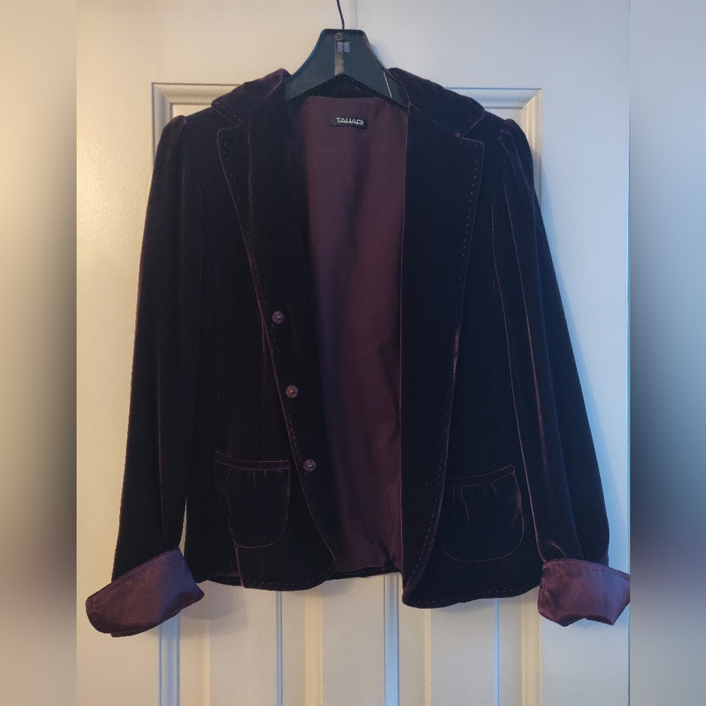 Tahari Plum Velvet Blazer Jacket